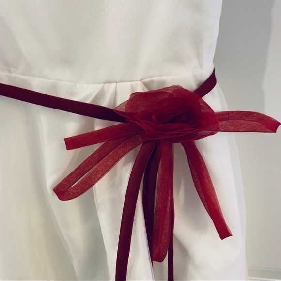 White flower girl dress - Picture 3 of 6